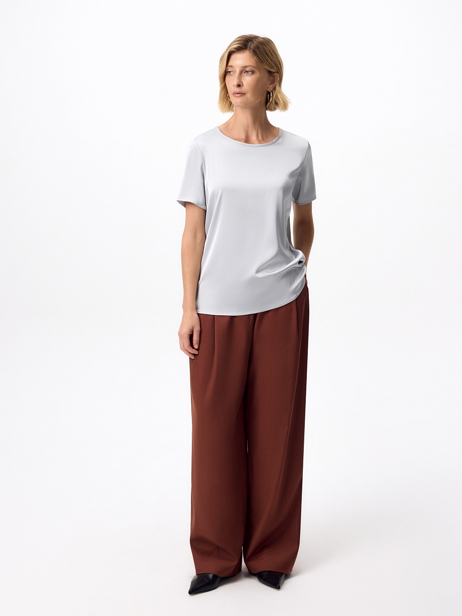 Блуза из атласа