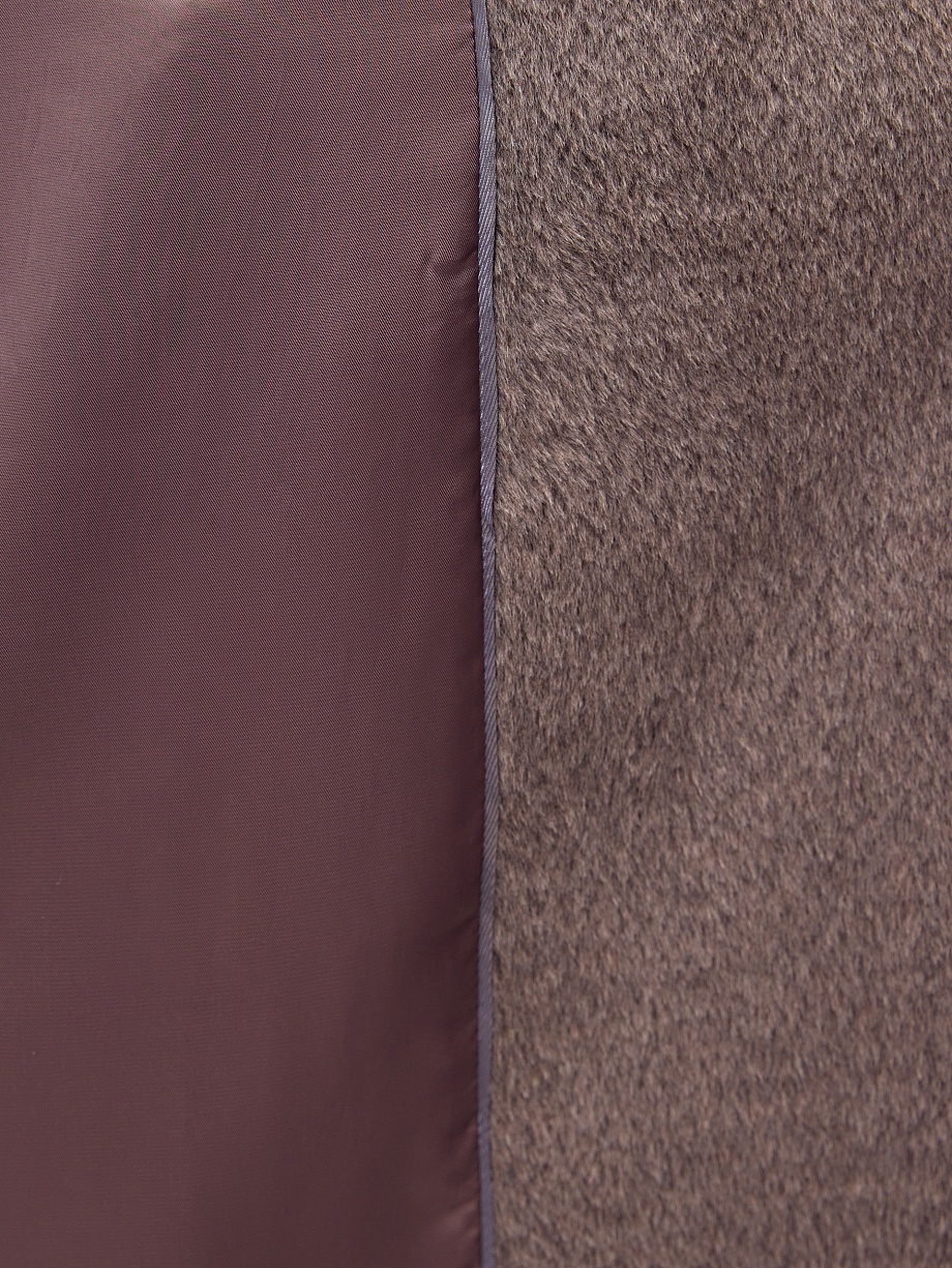 Пальто из шерсти Альпака Беби Сури с мембраной и утеплённой спинкой