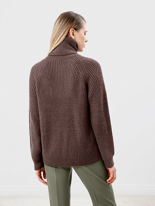 Удлиненный свитер оверсайз