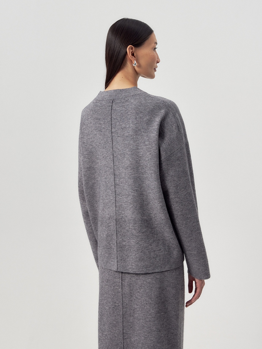 Джемпер из вискозной пряжи