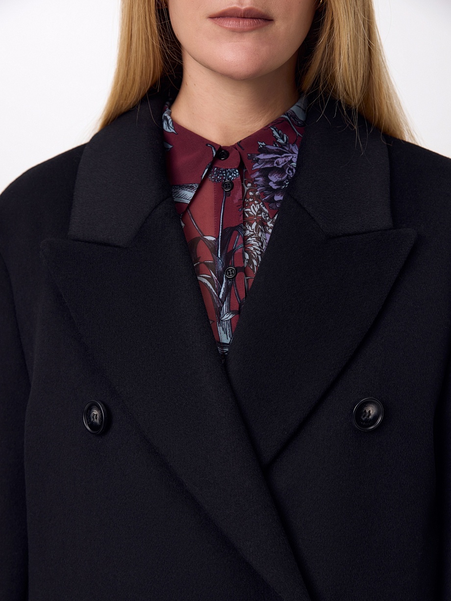 Пальто из шерсти с мембраной и утеплённой спинкой