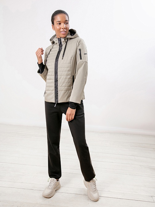 Куртка женская демисезонная с капюшоном