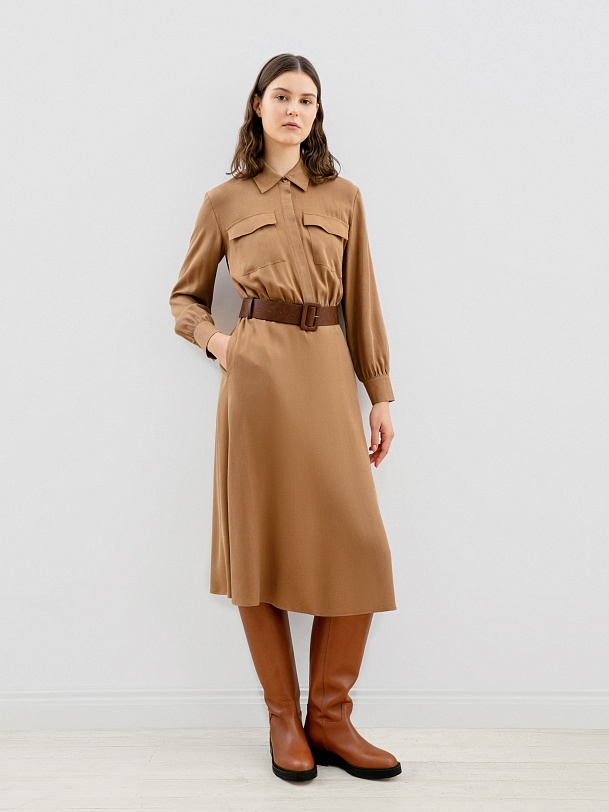 Приталенное платье из 100% вискозы