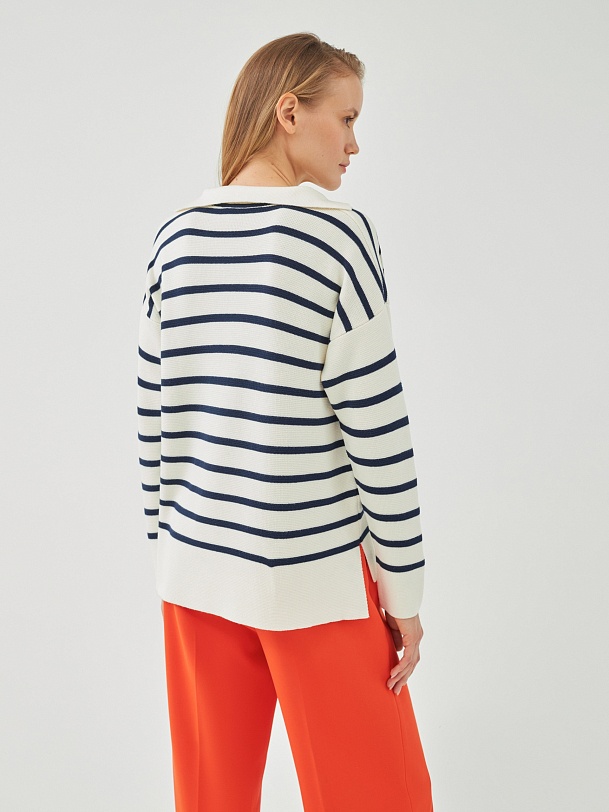 Джемпер с V-образным вырезом и воротником апаш