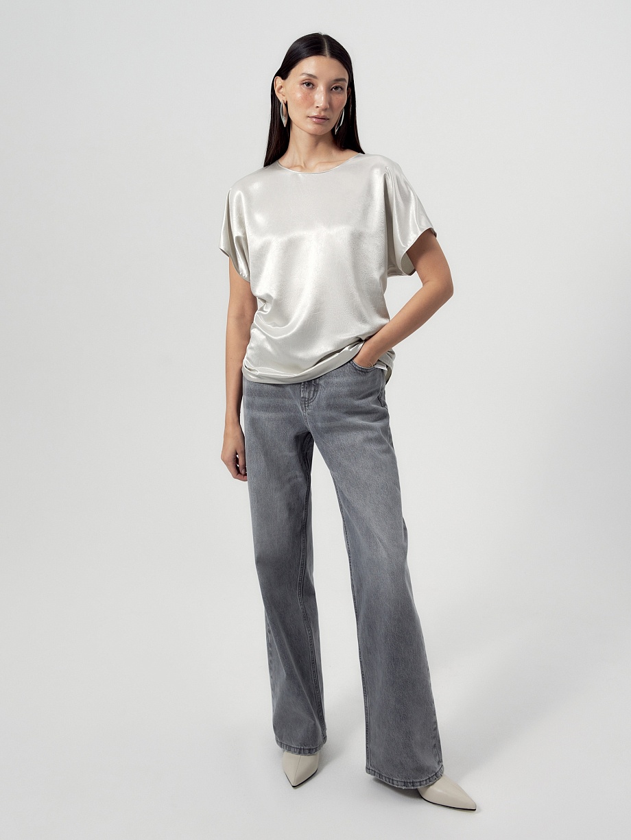 Блуза из атласа