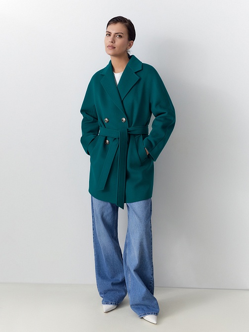 Укороченное пальто из шерсти с мембраной