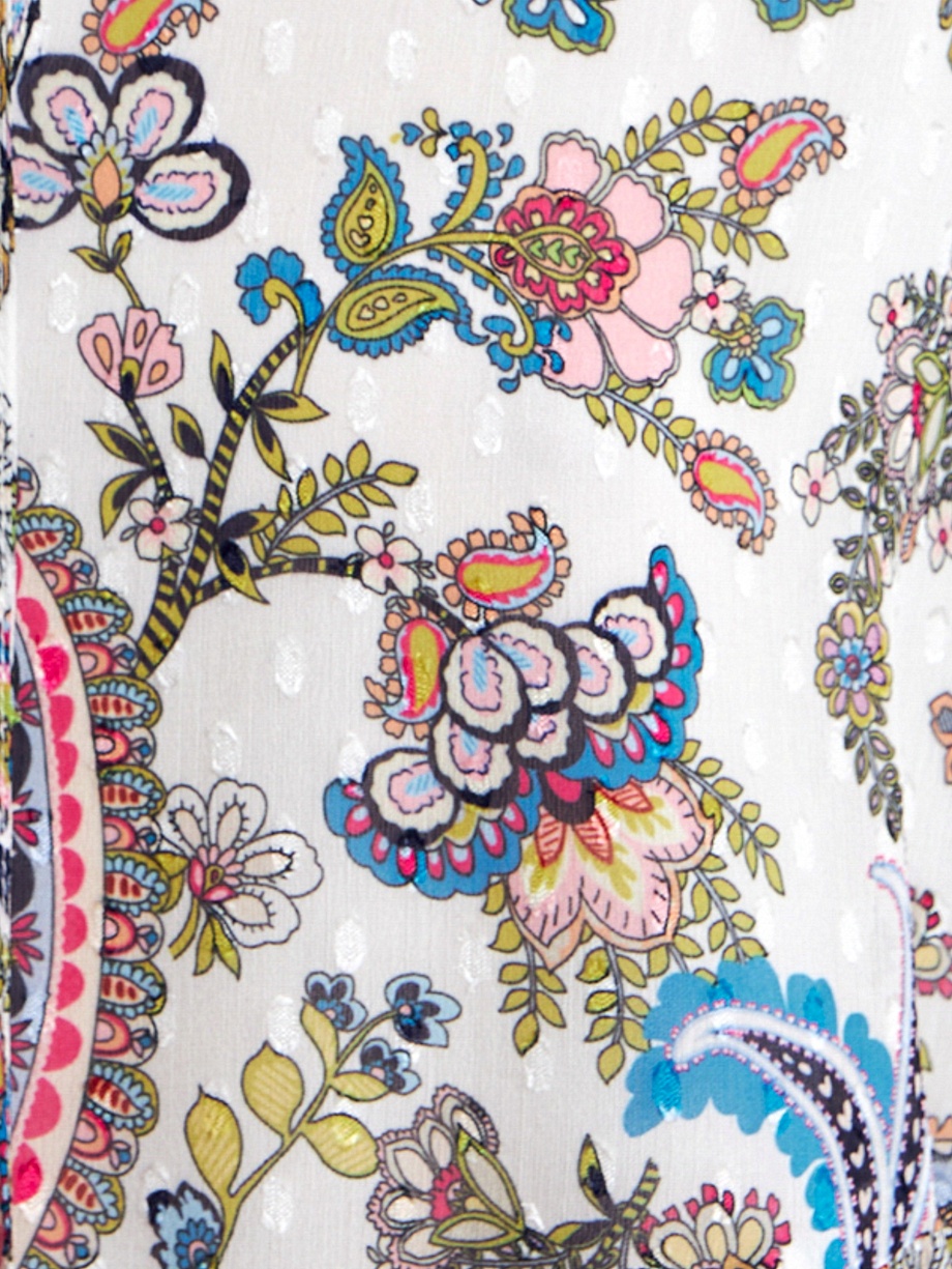 Короткое платье в стиле бохо