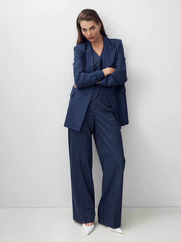 Свободные брюки в тонкую полоску