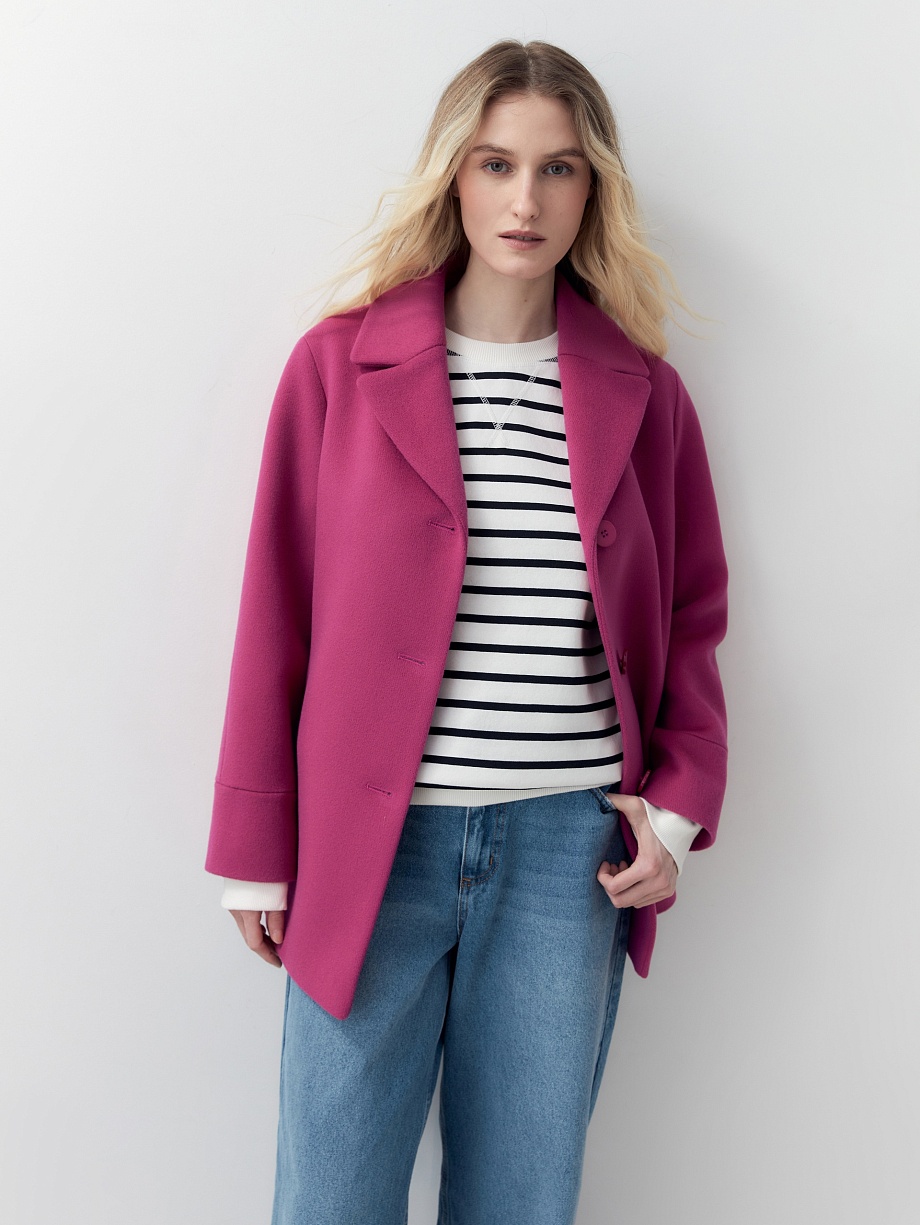 Яркое полупальто из шерсти