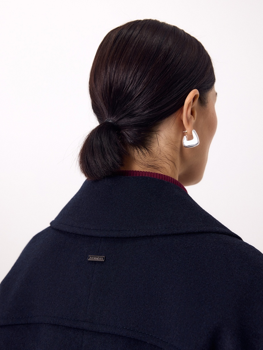 Пальто из шерсти с мембраной и утеплённой спинкой