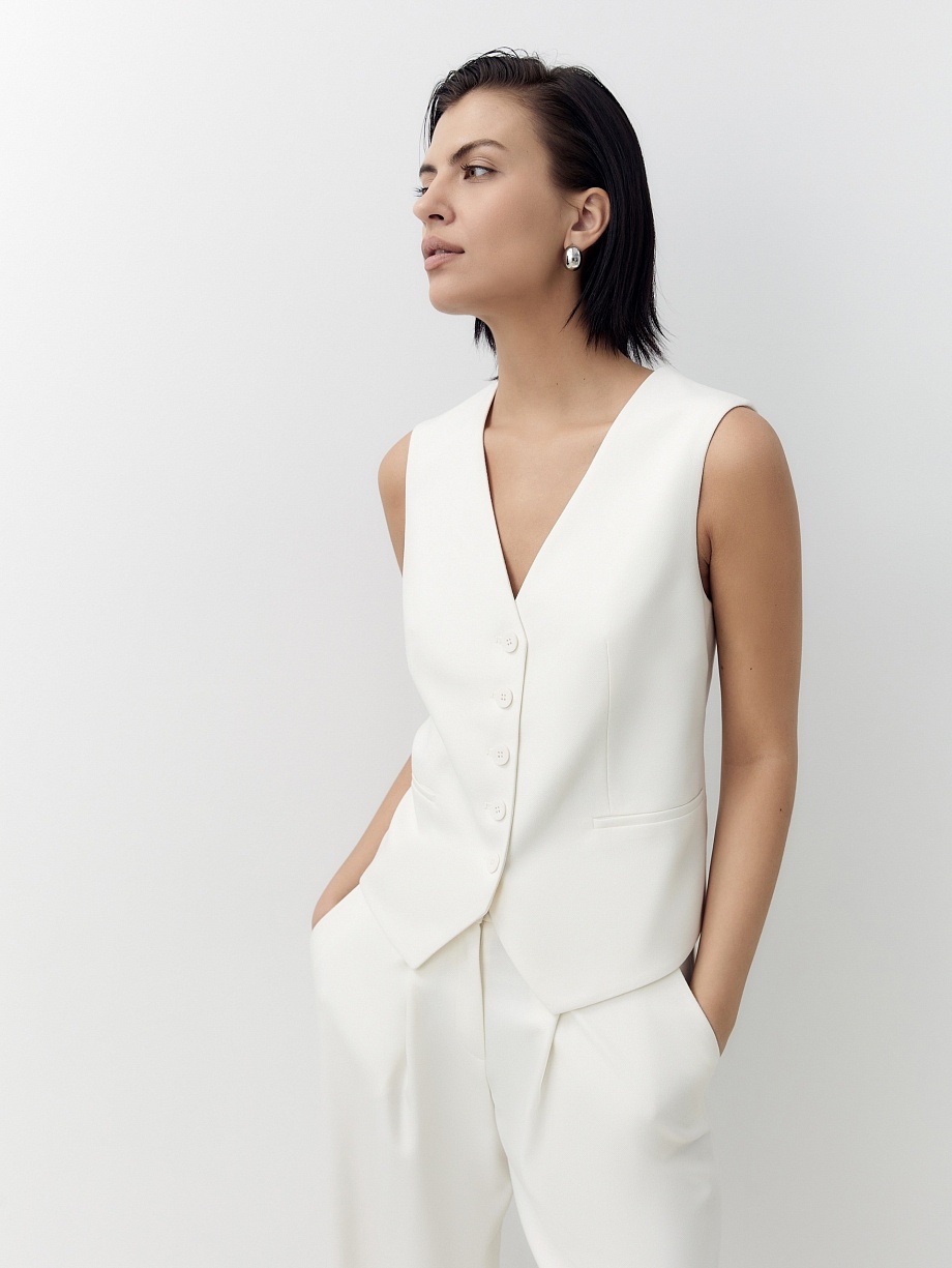 Прямой жилет из костюмной ткани