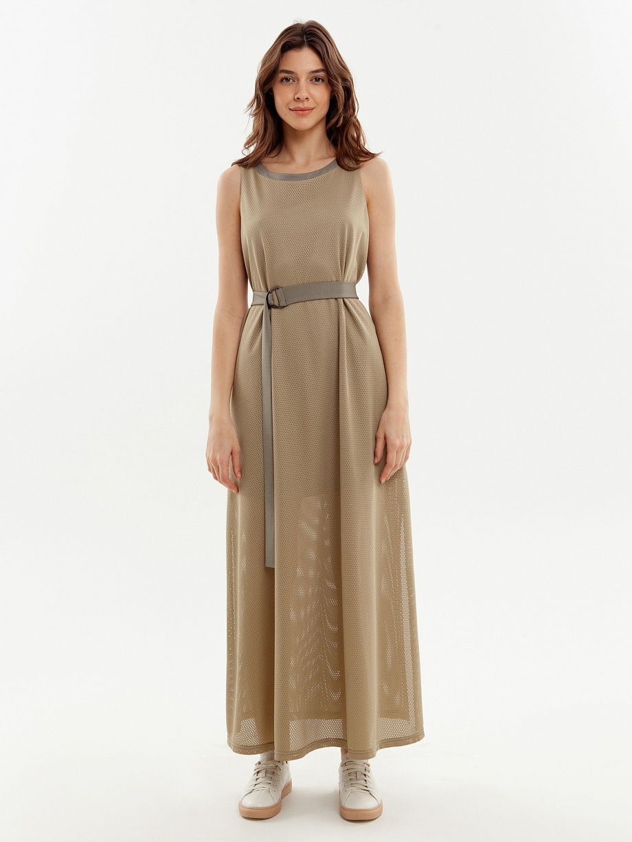 Длинное платье без рукавов с поясом