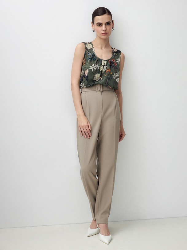 Блуза без рукавов с цветочным принтом