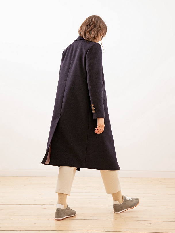 Двубортное шерстяное пальто с мембраной