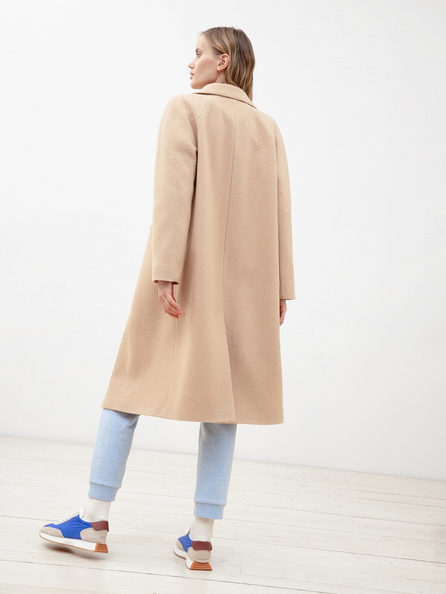 Шерстяное пальто приталенное с мембраной