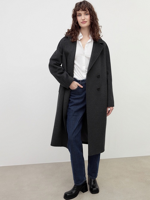 Шерстяное пальто с мембраной и утеплённой спинкой