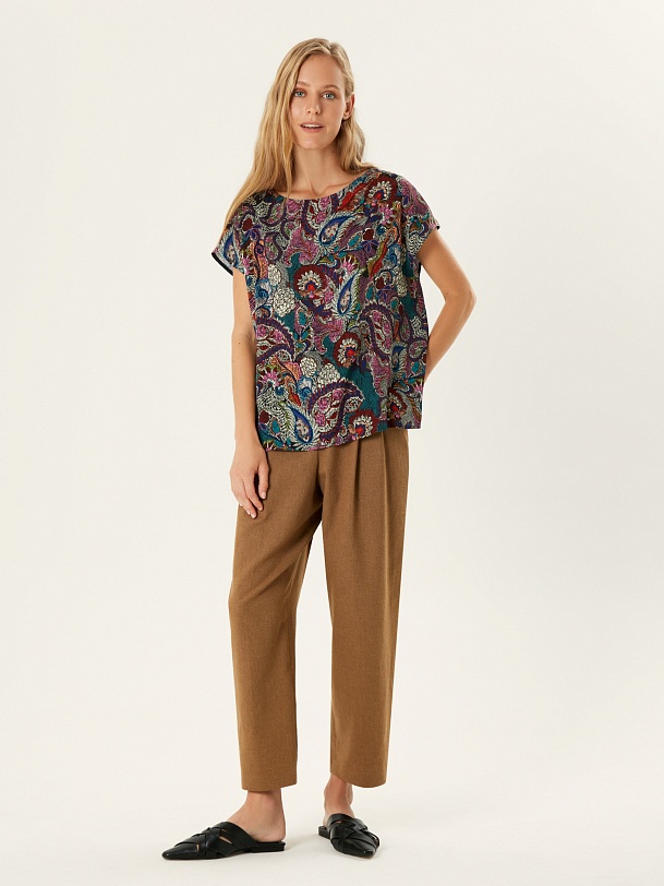 Асимметричная блуза из вискозы в принте пейсли