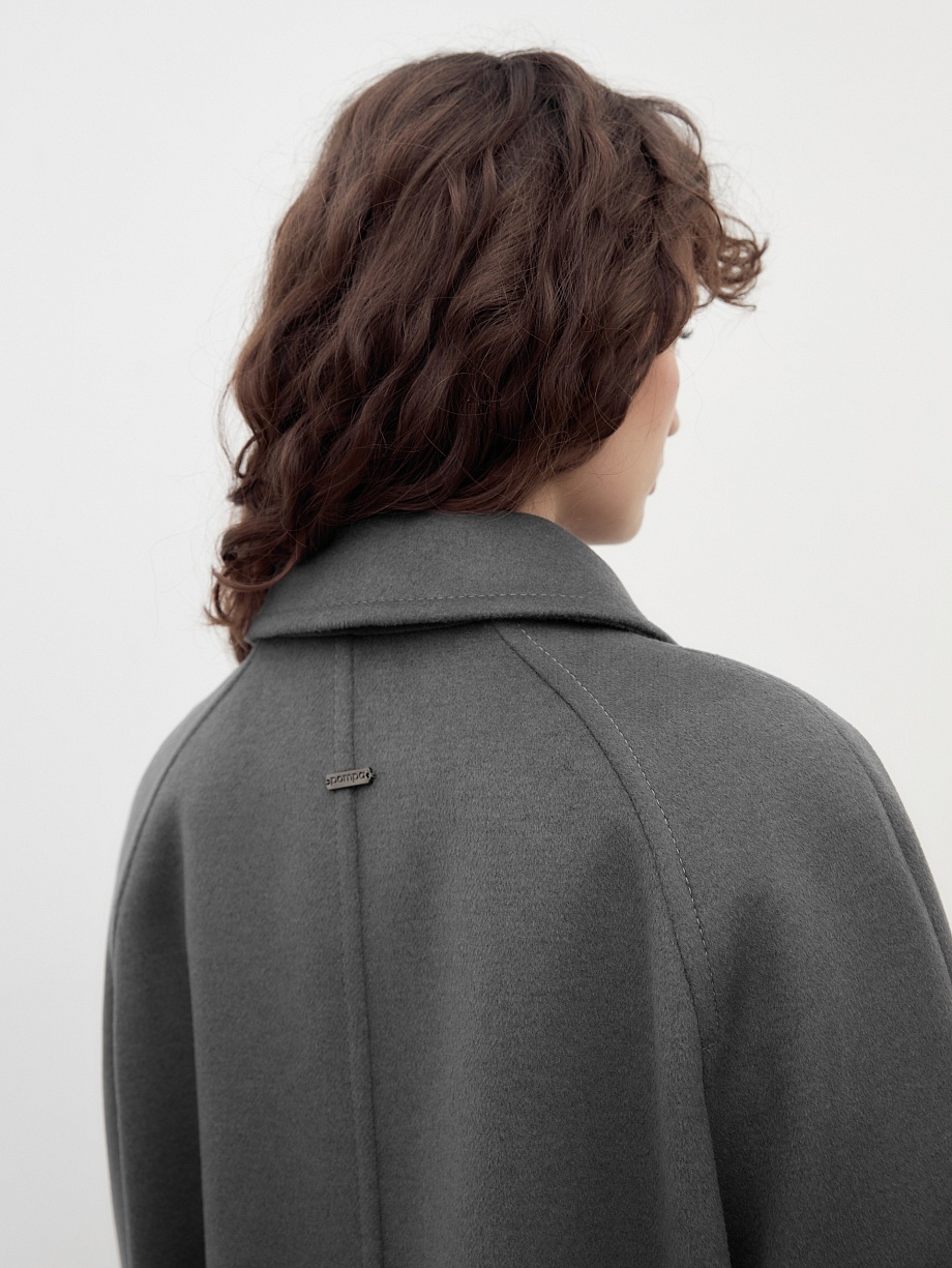 Шерстяное демисезонное пальто с мембраной