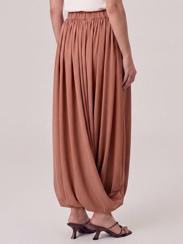 Асимметричная юбка-баллон