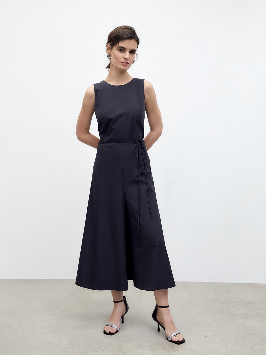 Комбинезон из хлопка с открытой спиной