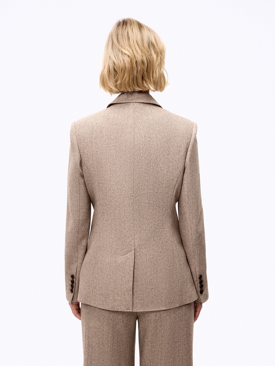 Жакет из премиальной костюмной ткани с шерстью