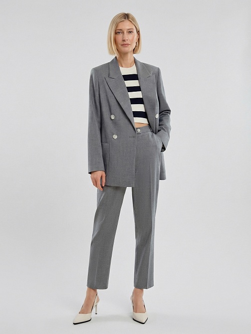 Классический жакет из костюмной ткани