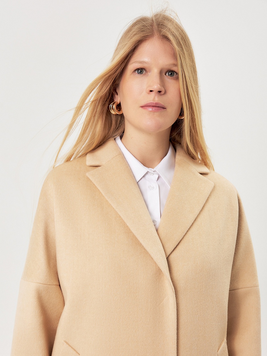 Шерстяное демисезонное пальто с мембраной