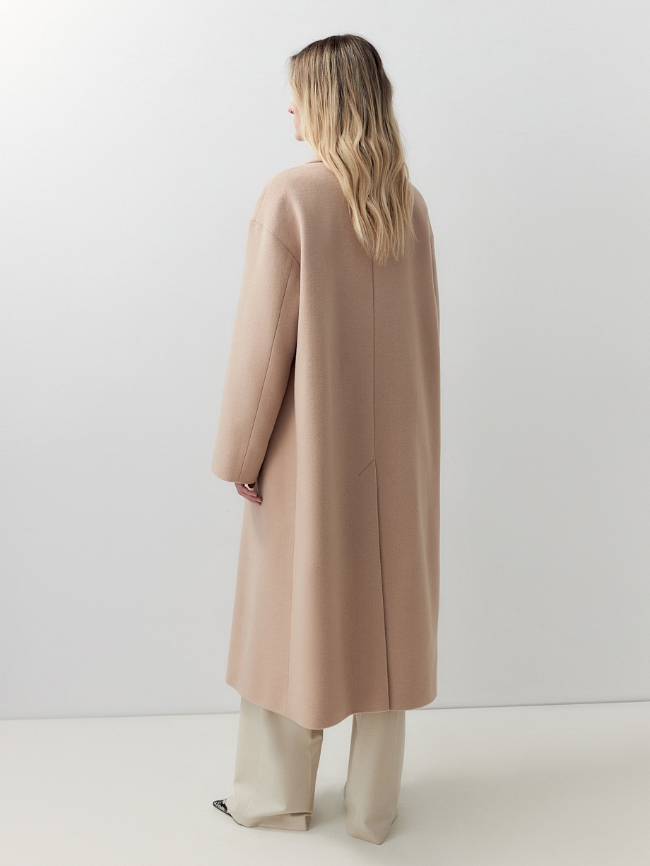 Демисезонное пальто из шерсти с мембраной