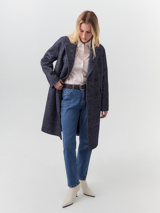 Шерстяное пальто с мембраной и утеплённой спинкой