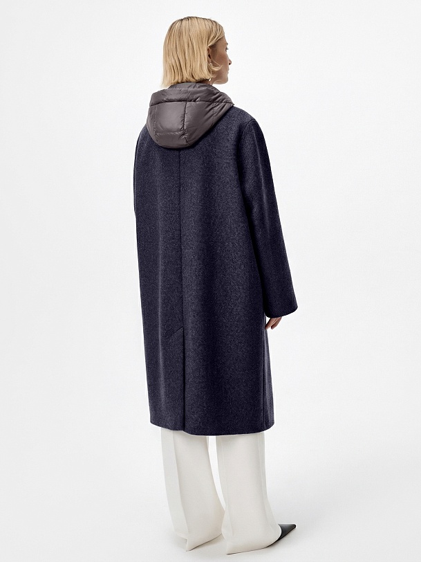 Шерстяное пальто с мембраной и утеплённой спинкой