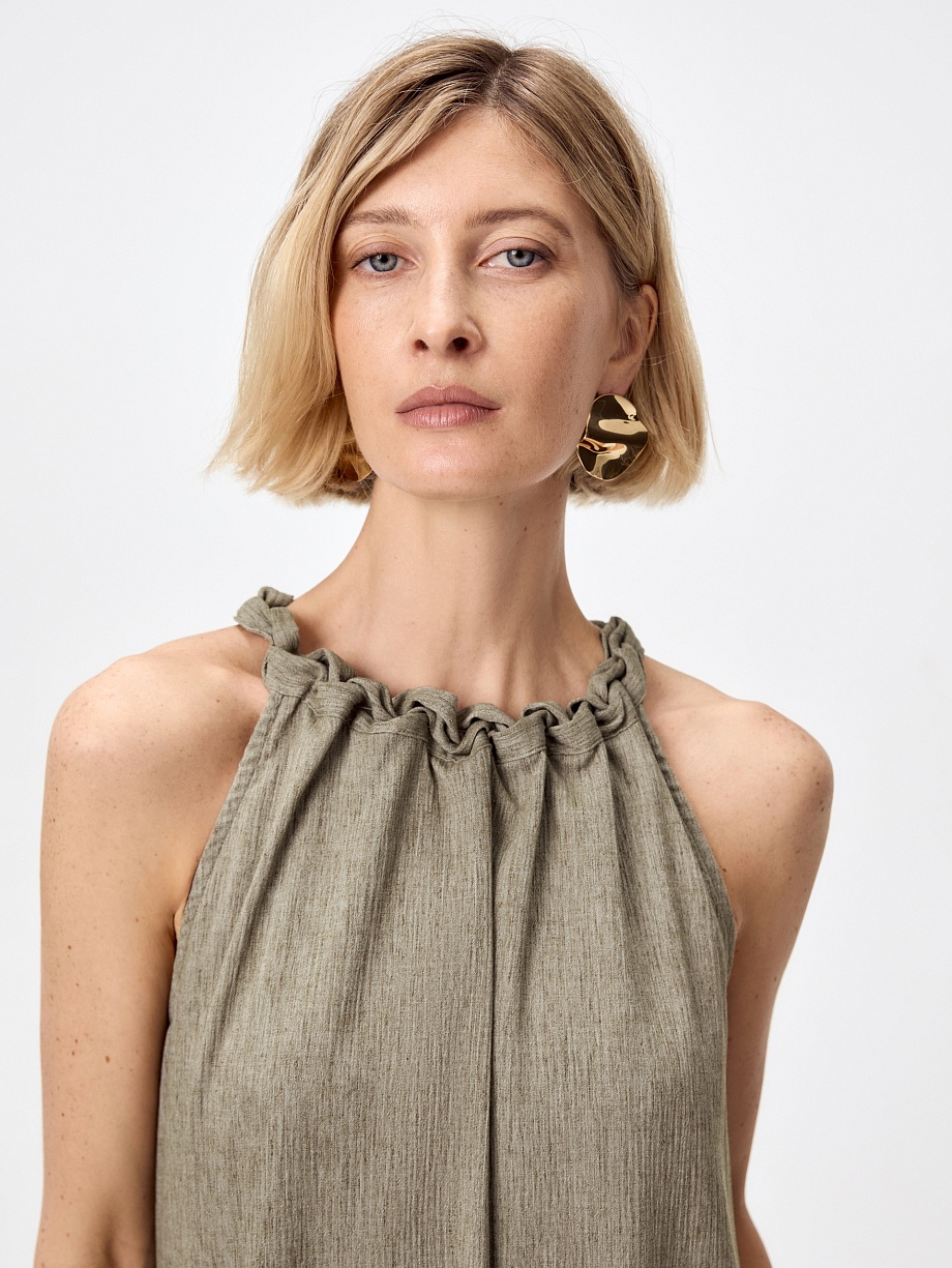 Летний сарафан с завязками на спине