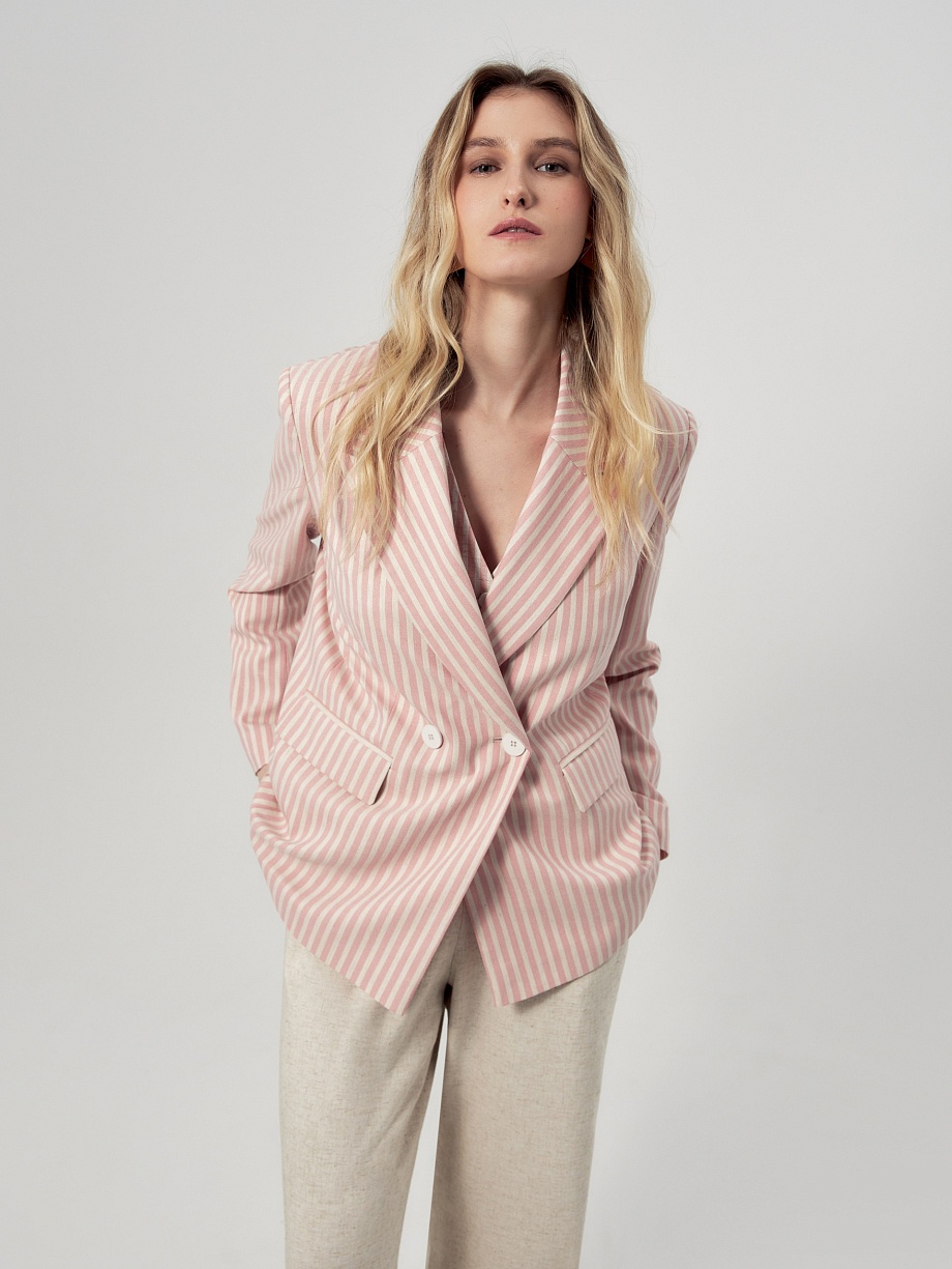 Летний жакет из костюмной ткани с вискозой и льном