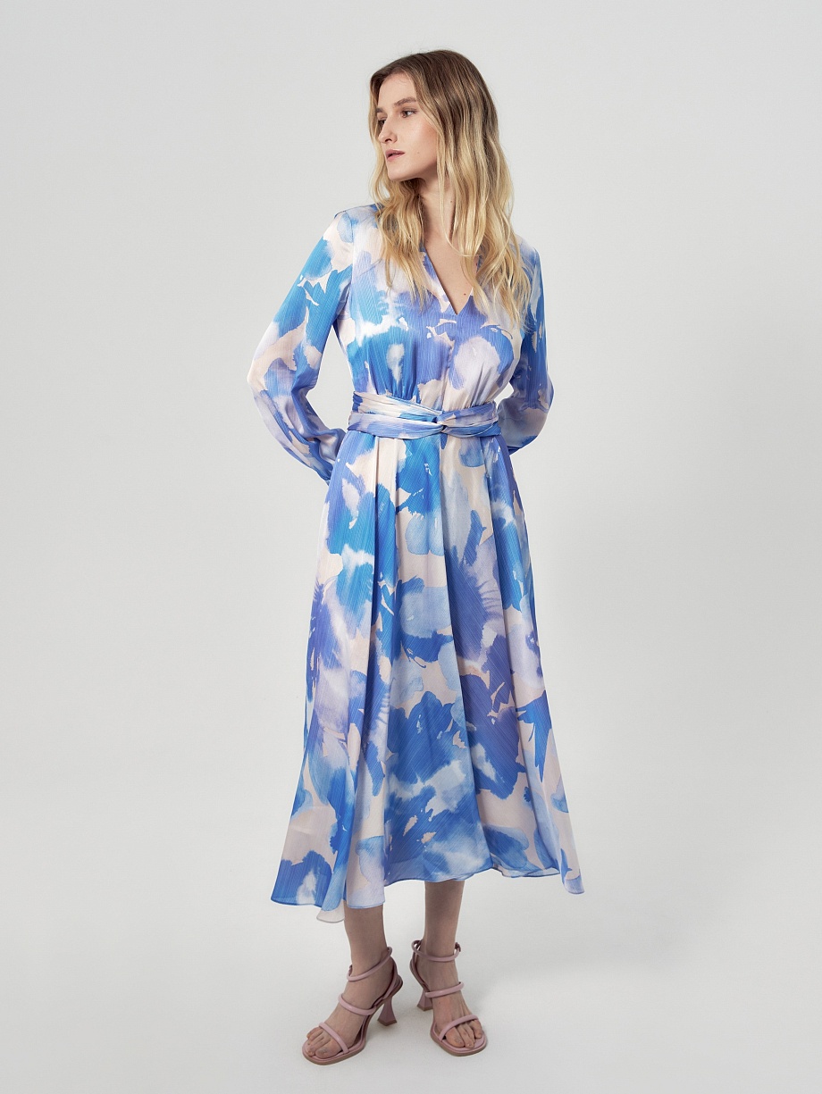 Приталенное платье с растительным принтом