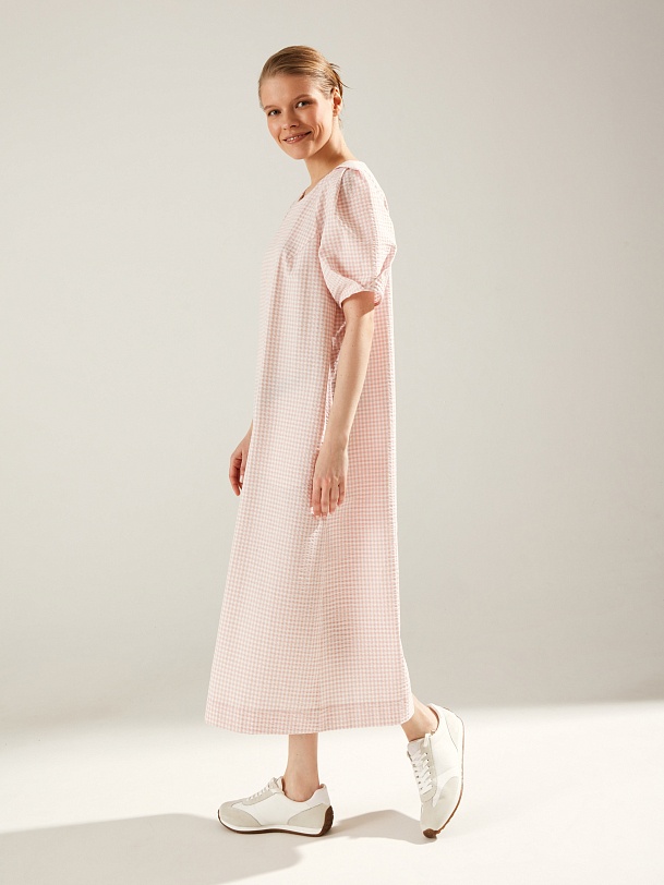 Летнее свободное платье в клетку