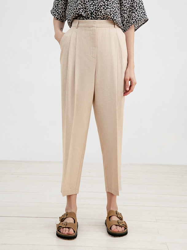 Укороченные женские брюки