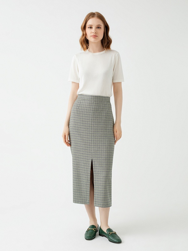 Юбка прямого удлинённого силуэта