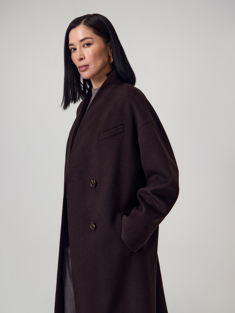 Пальто из шерсти с мембраной и утеплённой спинкой