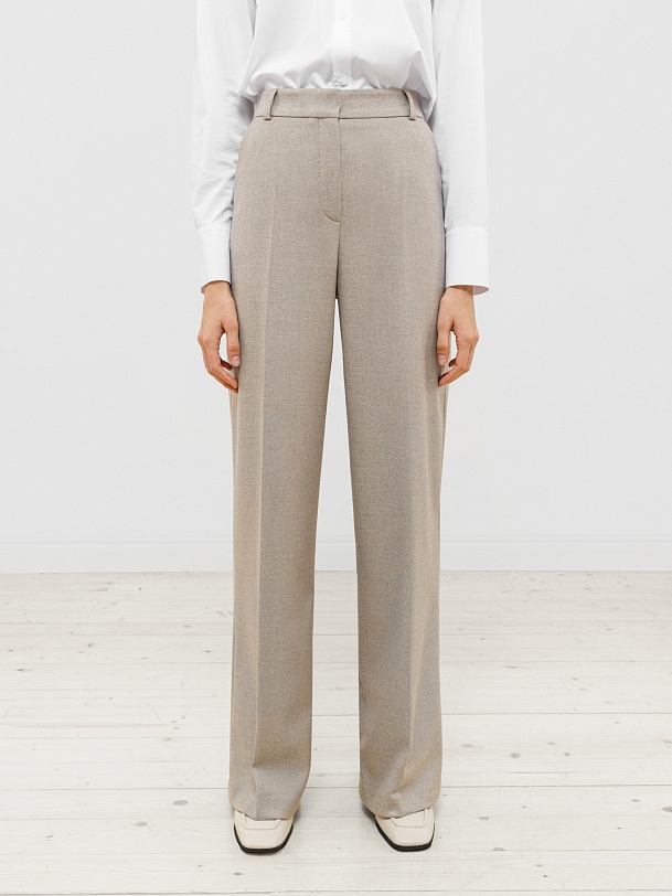 Широкие брюки со стрелками