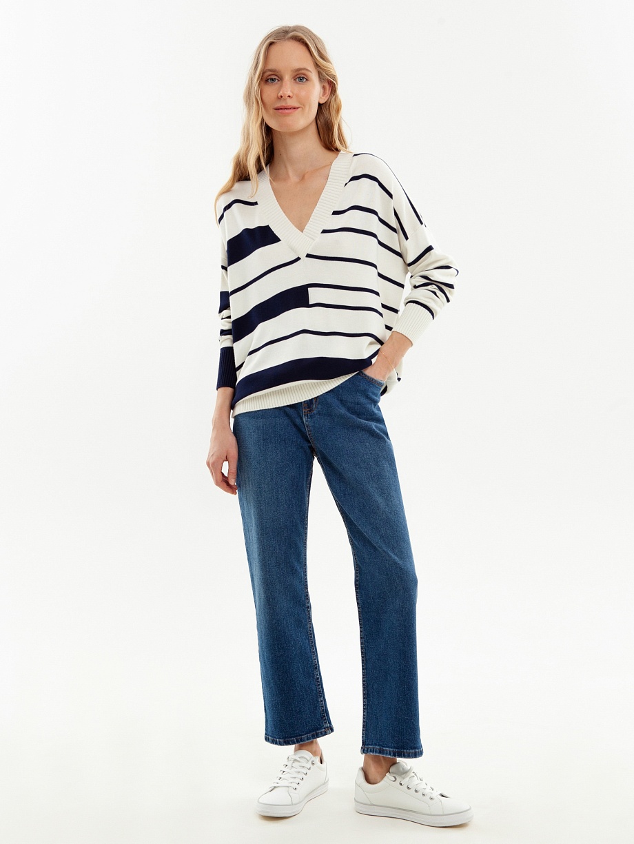 Свободный джемпер из вискозного трикотажа