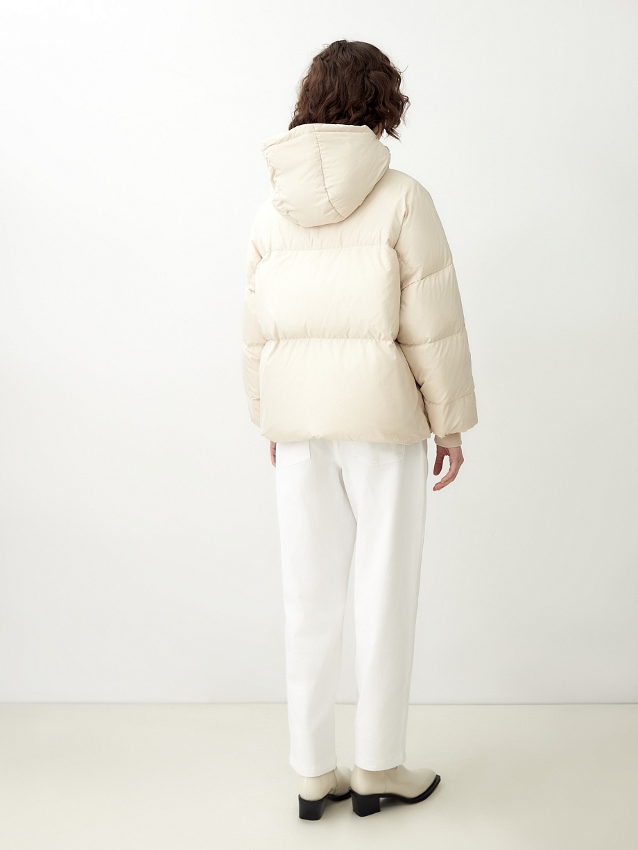 Укороченный пуховик с утеплителем 90% пух и 10% перо