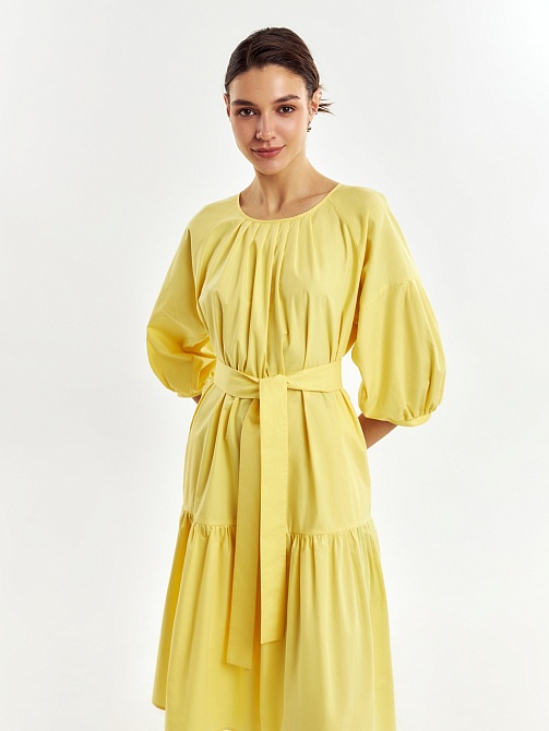 Яркое платье из 100% хлопка с поясом