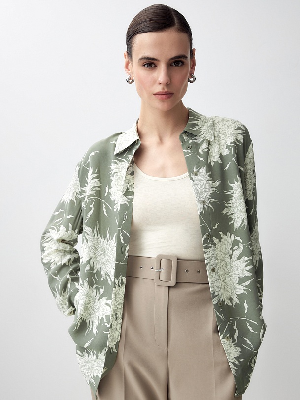 Прямая блуза из вискозы