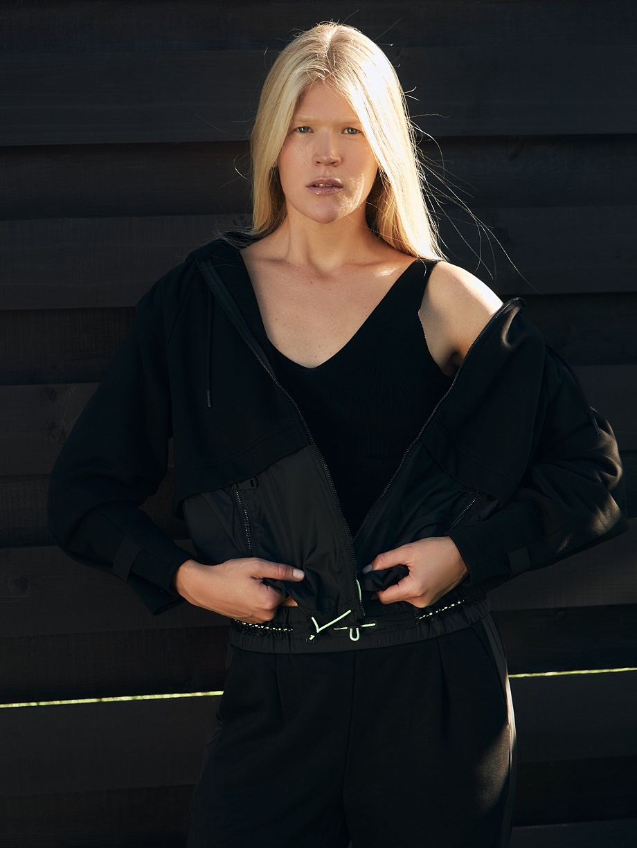 Толстовка женская на молнии