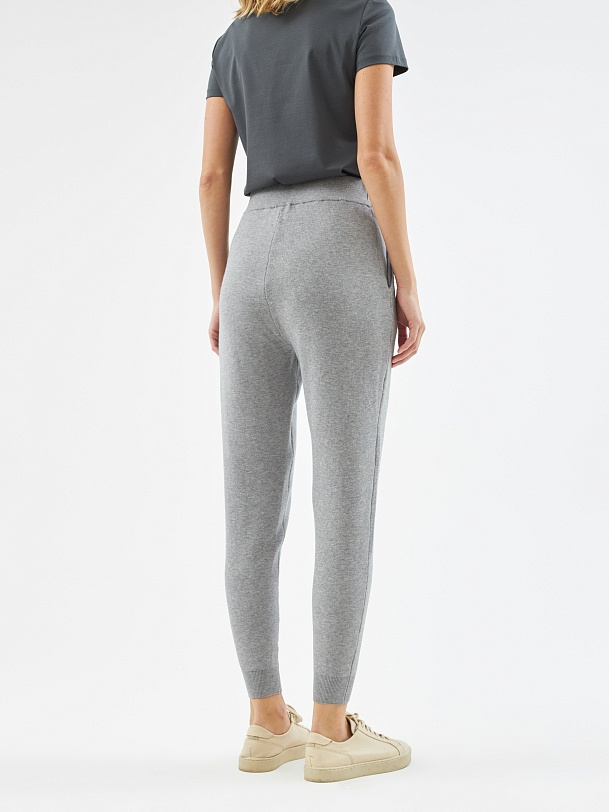 Брюки трикотажные женские