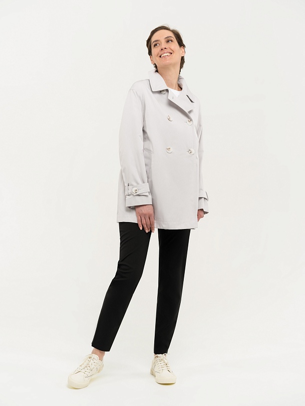 Двубортная куртка-тренч светло-серая