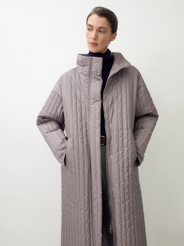 Зимнее стеганое пальто с мембраной и съёмным капюшоном