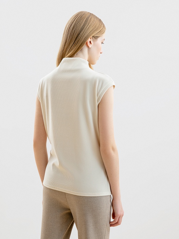 Джемпер из тонкого фактурного трикотажа