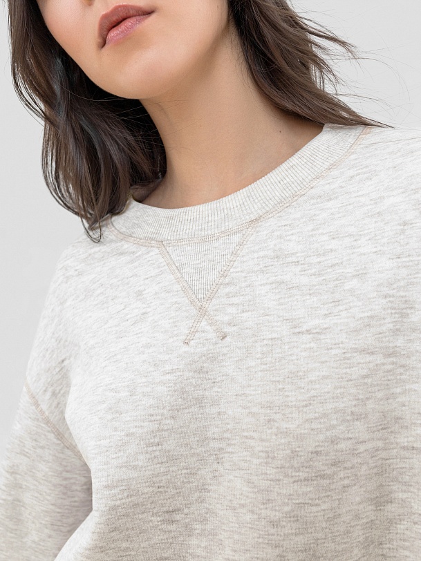 Прямой свободный свитшот