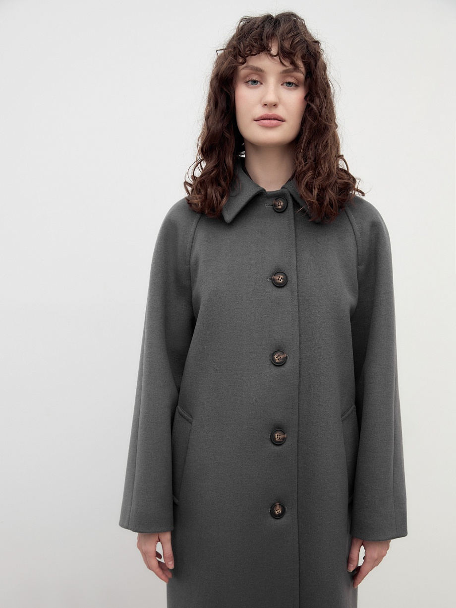 Шерстяное демисезонное пальто с мембраной