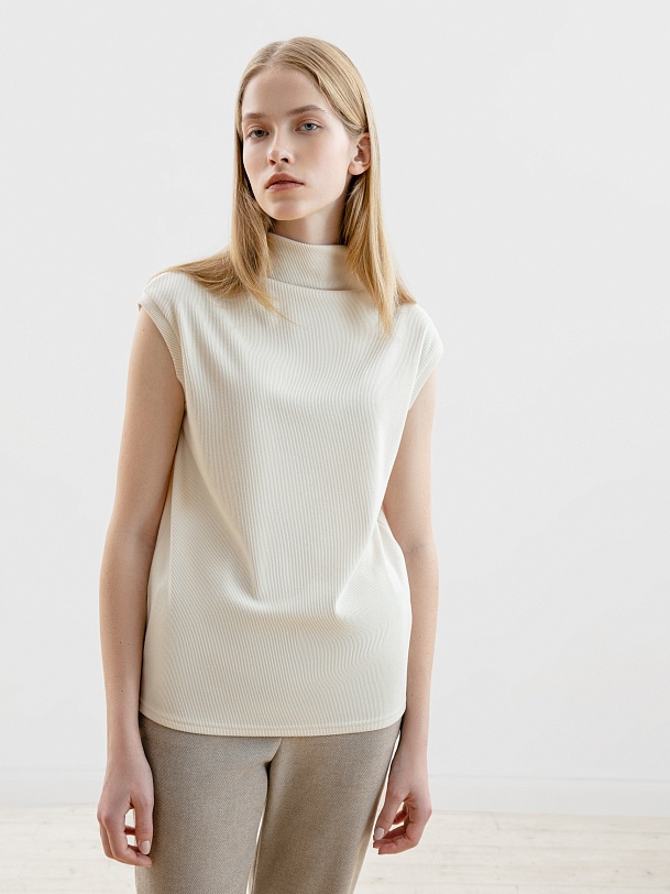 Джемпер из тонкого фактурного трикотажа